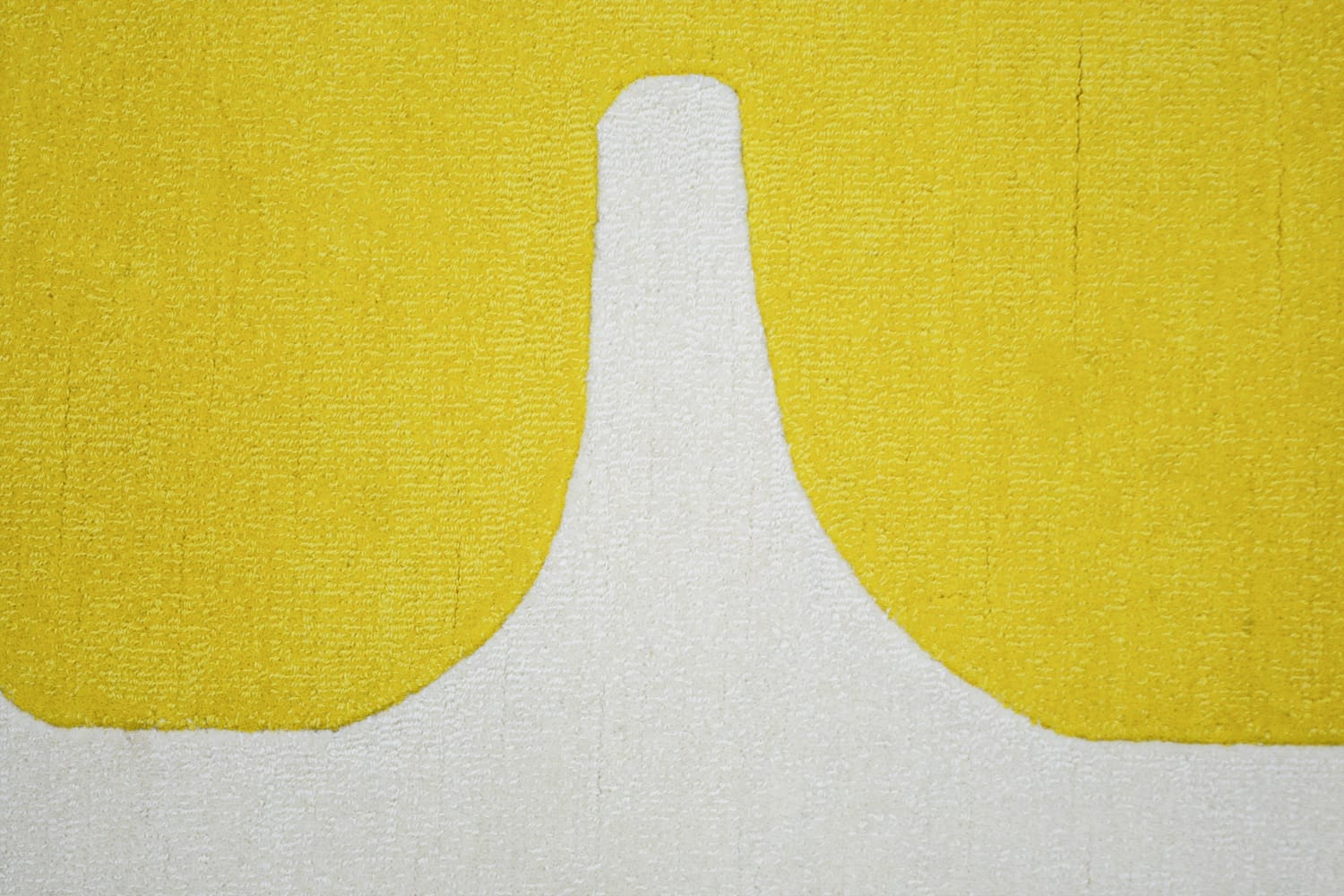 Where Can Interior Designers Buy Indian Carpets for Luxury Spaces?