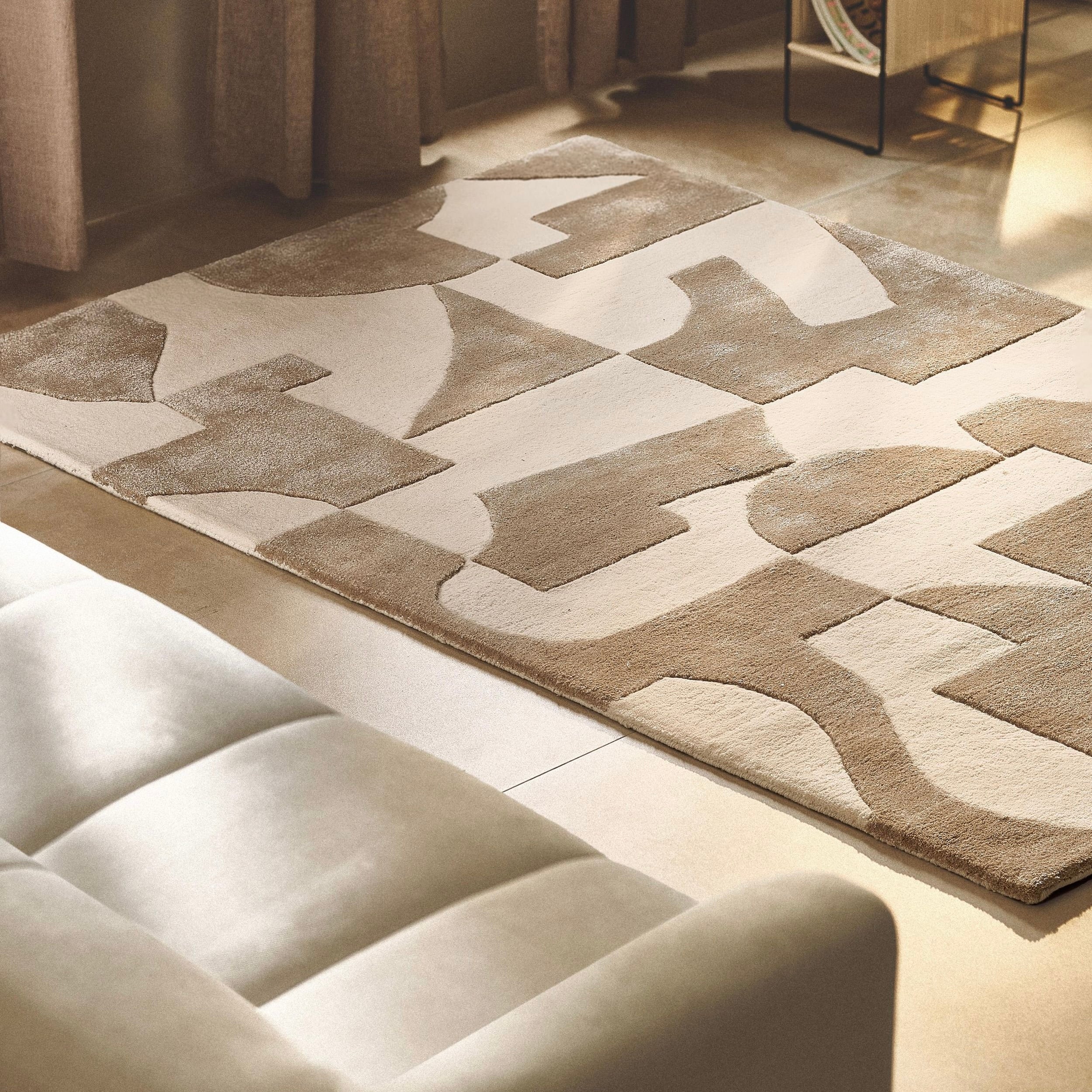 Majesty Hand Tufted Wool Designer Carpet