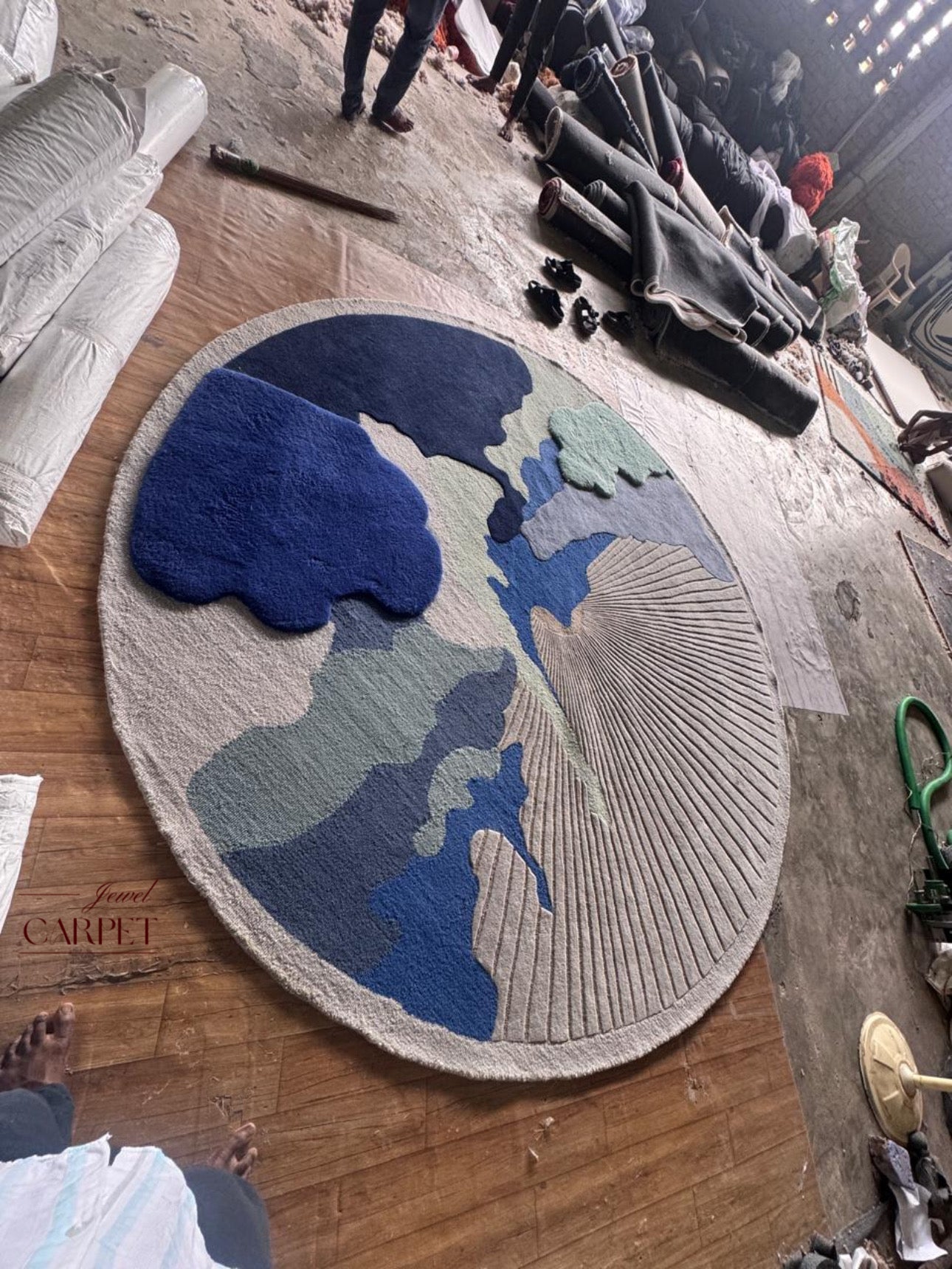 Cobalt Threads Hand Tufted Area Rug Irregular Shape Carpet