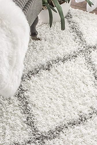 White & Silver Round Trellis Microfiber Super Soft Anti Skid Shaggy Rug