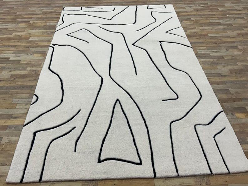 White And Black Hand Tufted Wool Carpet