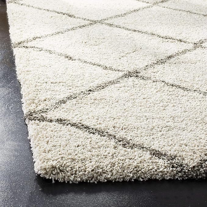 Ivory & Grey Handcrafted Microfiber Super Soft Diamond Trellis High Density Shaggy Carpet