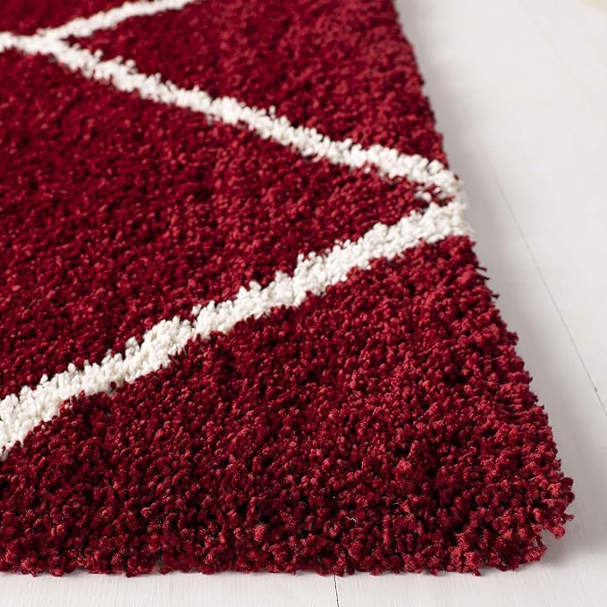 Red & Ivory Handcrafted Microfiber Super Soft Diamond Trellis High Density Shaggy Carpet