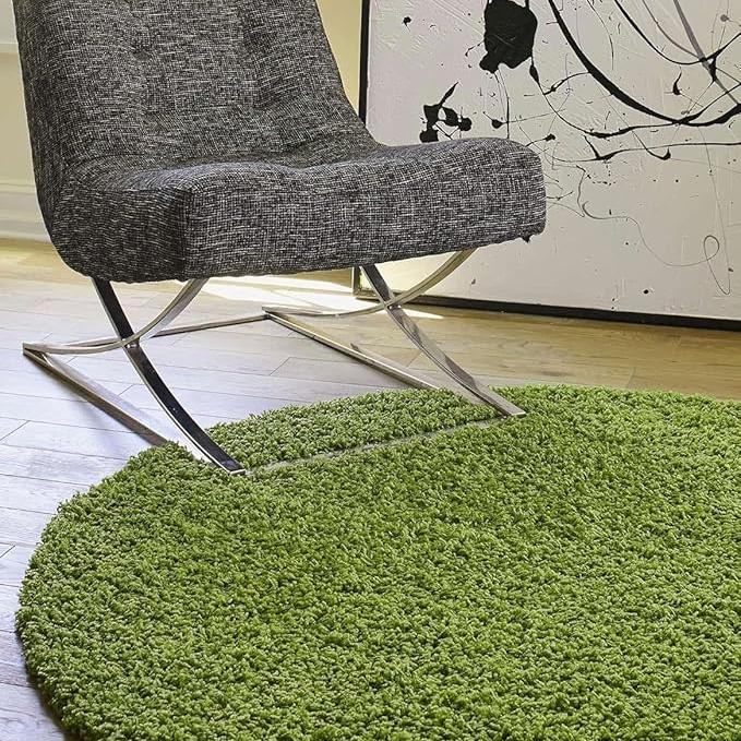 Green Handcrafted Round Solid Microfiber Plush Anti Skid Shaggy Carpet