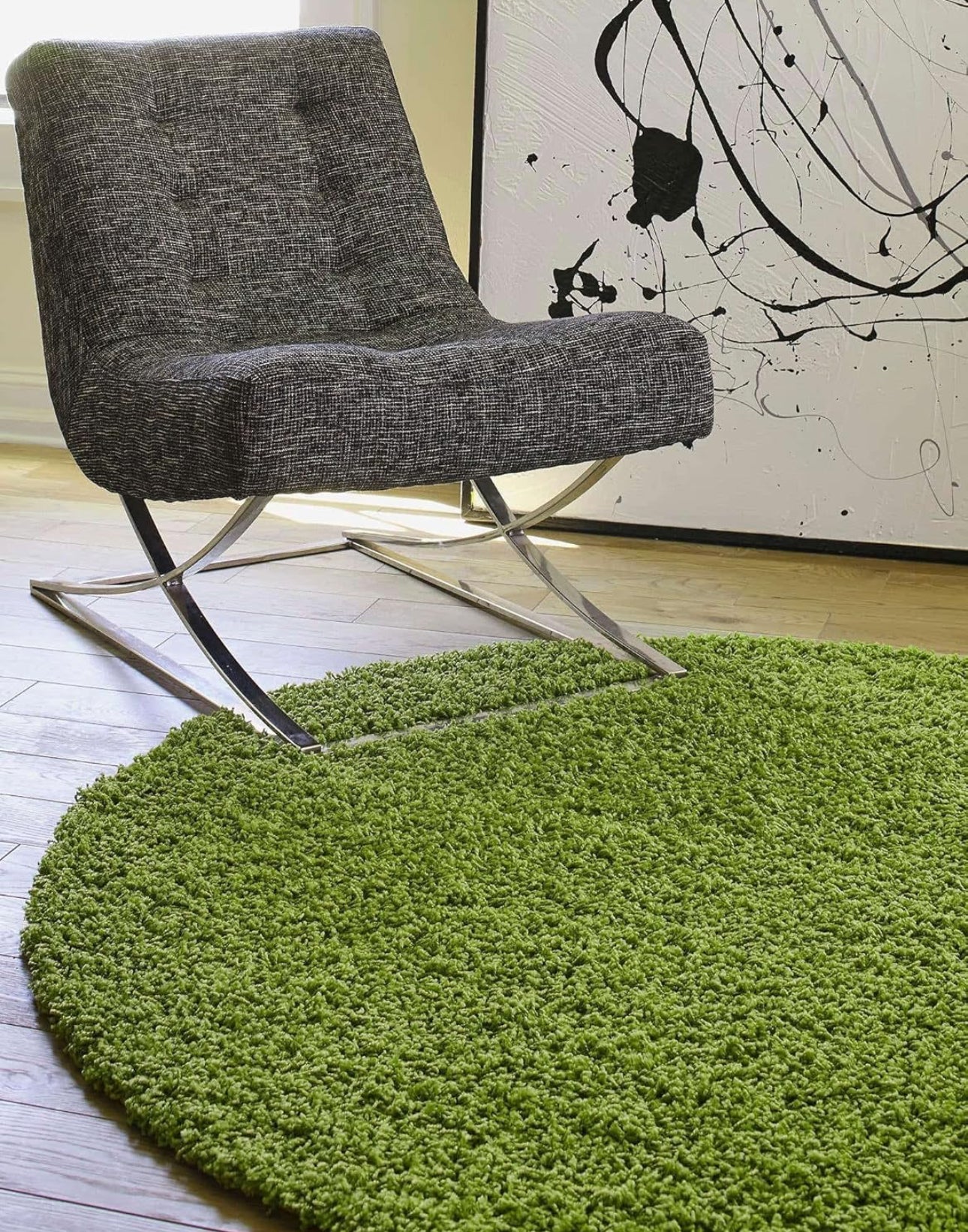 Green Handcrafted Round Solid Microfiber Plush Anti Skid Shaggy Carpet