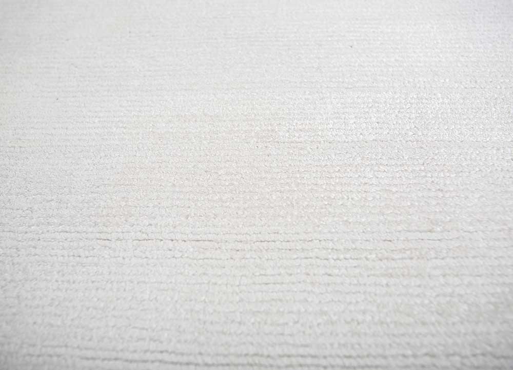 Handwoven White Wool / Viscose Rug