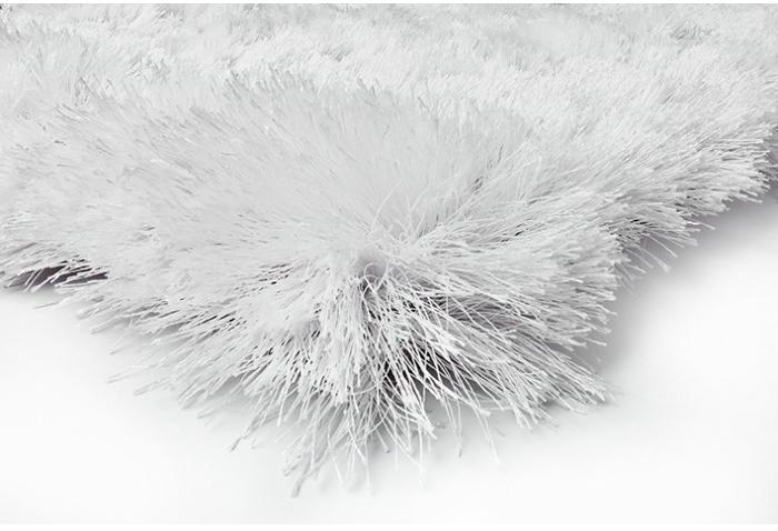 White Handcrafted Microfiber Solid Super Soft Shaggy Carpet